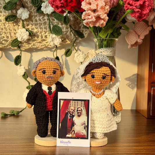 Personalized Couple Crochet Doll with Photo Card