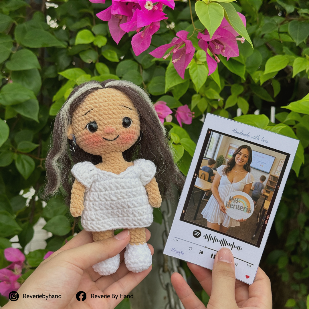 Custom Girlfriend Crochet Doll from Your Photo | Personalized Gift